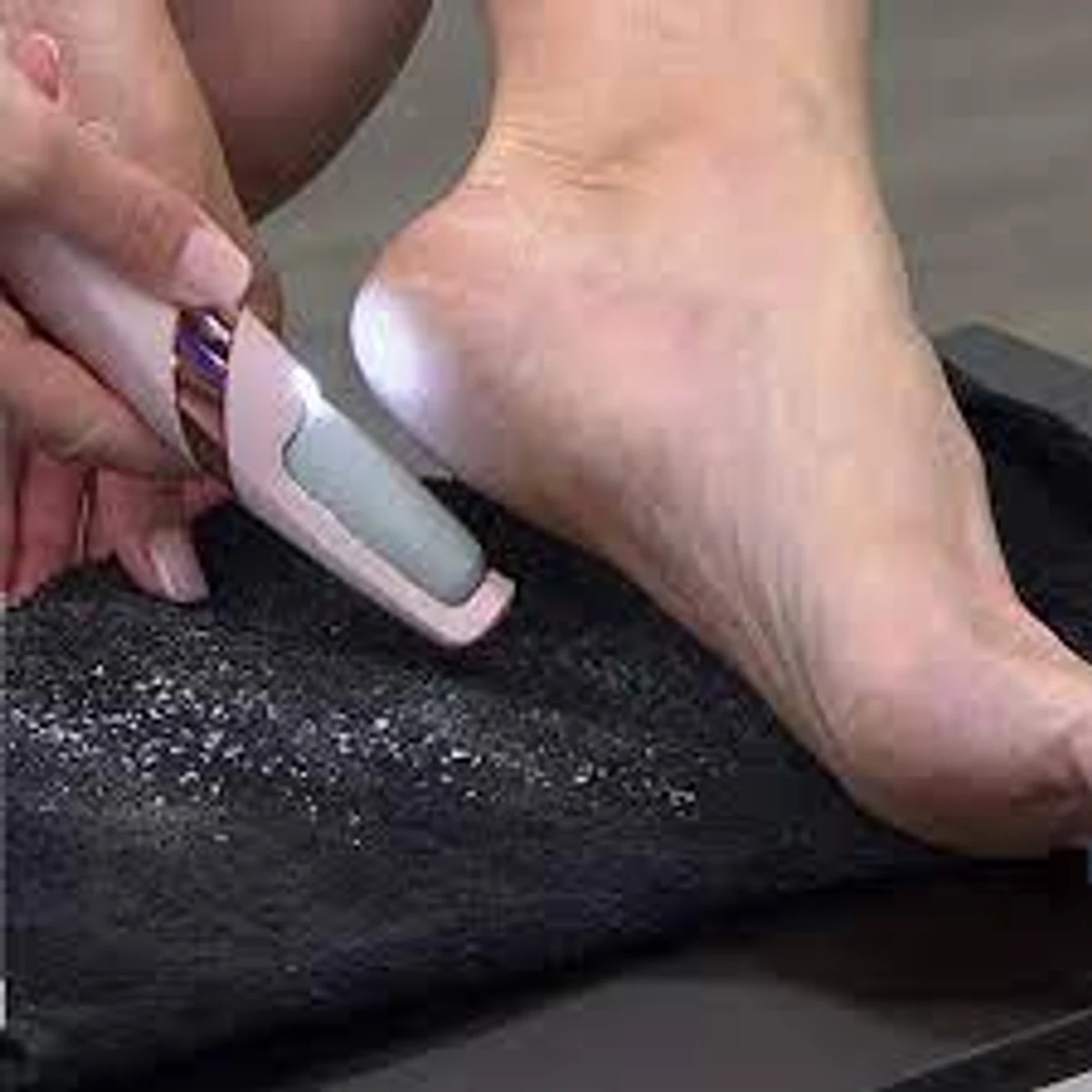Pedi Electronic Tool File and Callus Remover Pedicure.